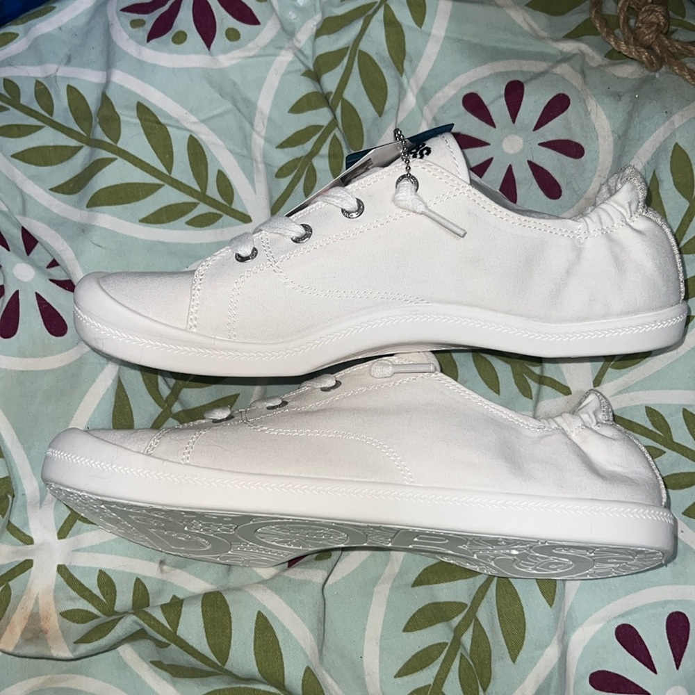 White Bobs by Sketchers BNWT size 10 - Picture 4 of 5